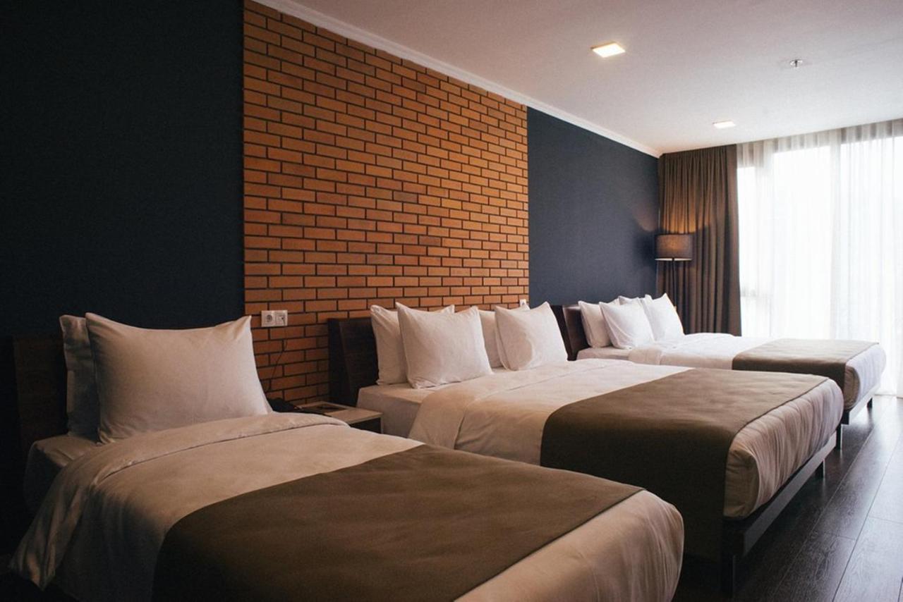 Bricks Hotel Tbiliszi Kültér fotó