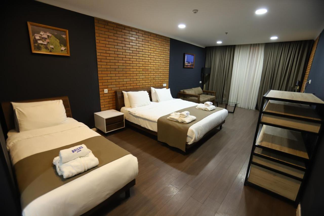 Bricks Hotel Tbiliszi Kültér fotó