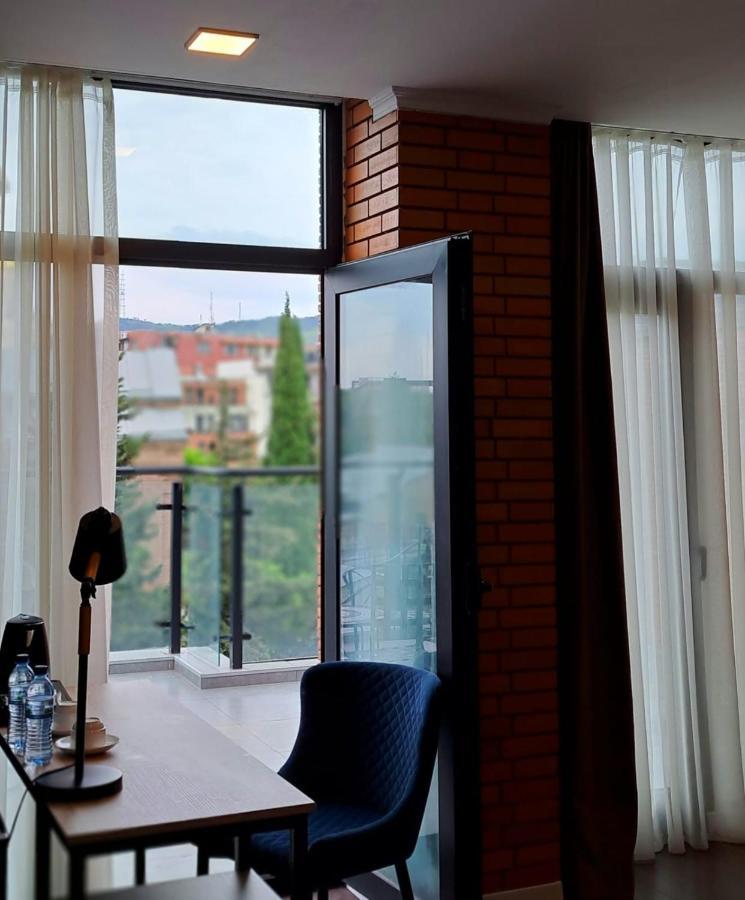 Bricks Hotel Tbiliszi Kültér fotó